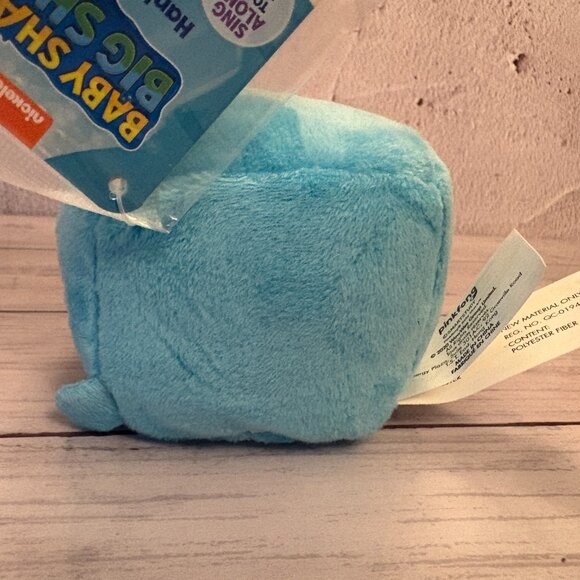 Baby Shark's Big Show Hank Song Cube Blue Plush NWT (SKU: 177TO) - Picture 4 of 11
